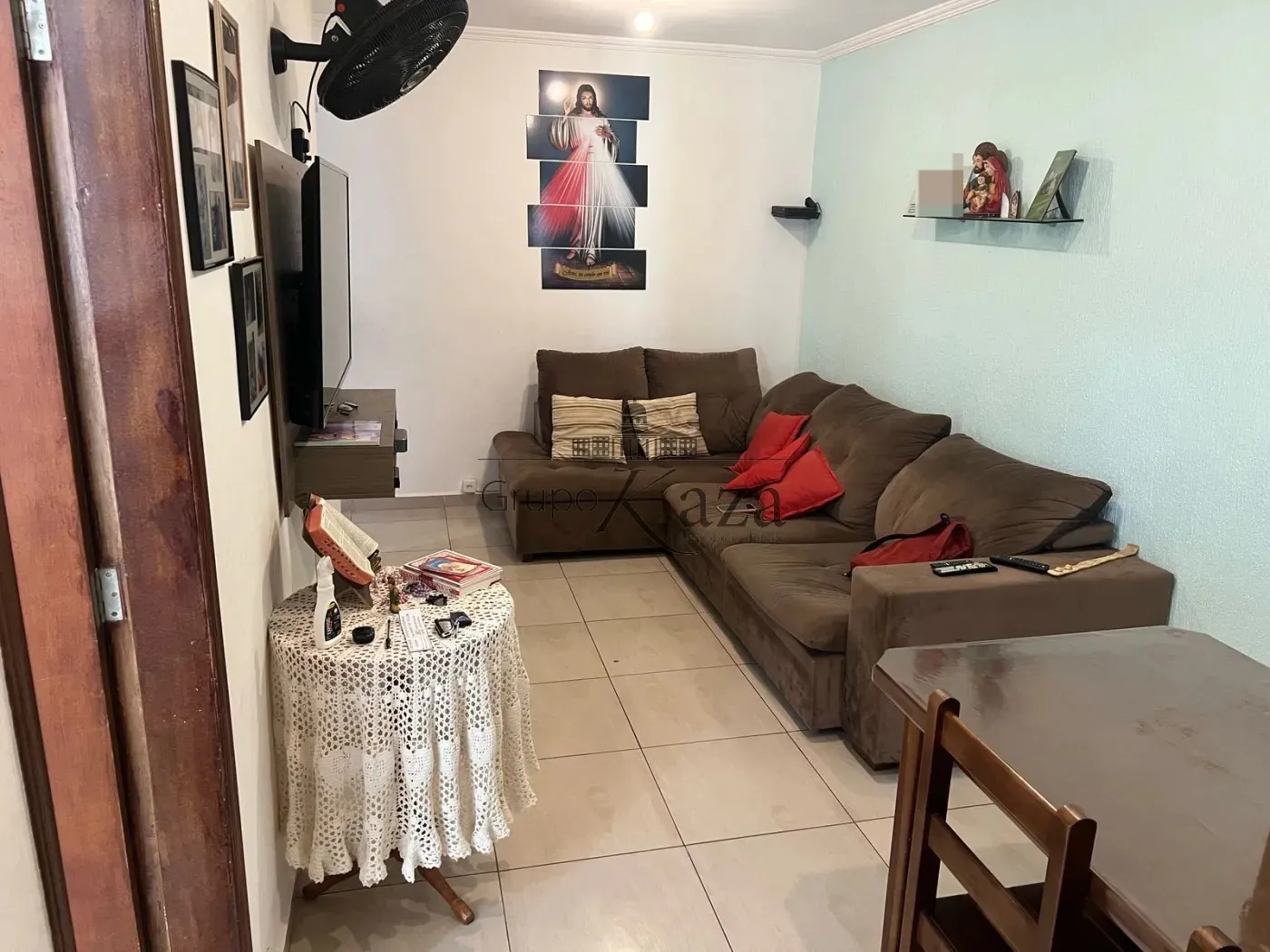 Foto 2 de Casa Térrea em Conjunto Residencial Trinta e Um de Março, São José dos Campos - imagem 2