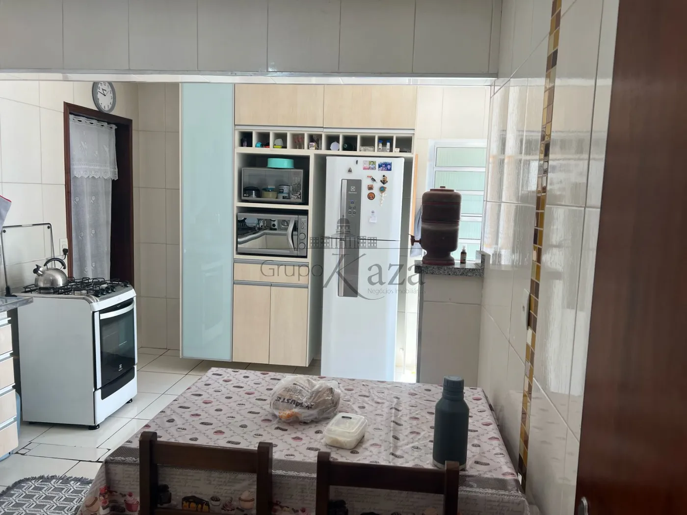 Foto 4 de Casa Térrea em Conjunto Residencial Trinta e Um de Março, São José dos Campos - imagem 4