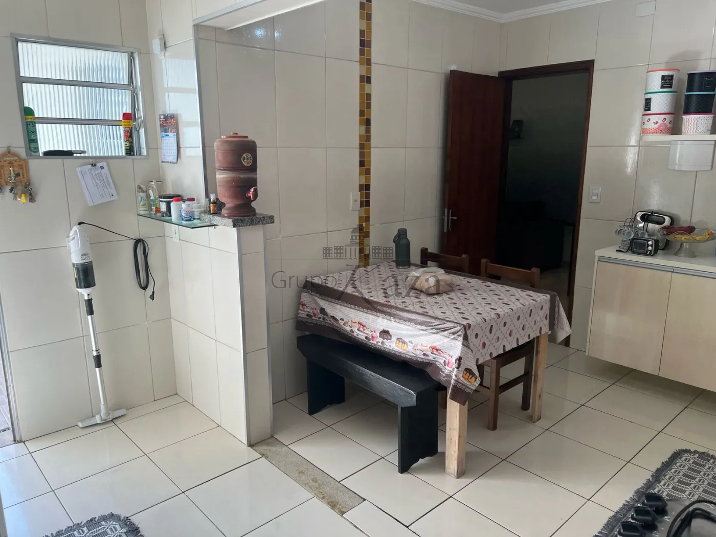 Foto 6 de Casa Térrea em Conjunto Residencial Trinta e Um de Março, São José dos Campos - imagem 6