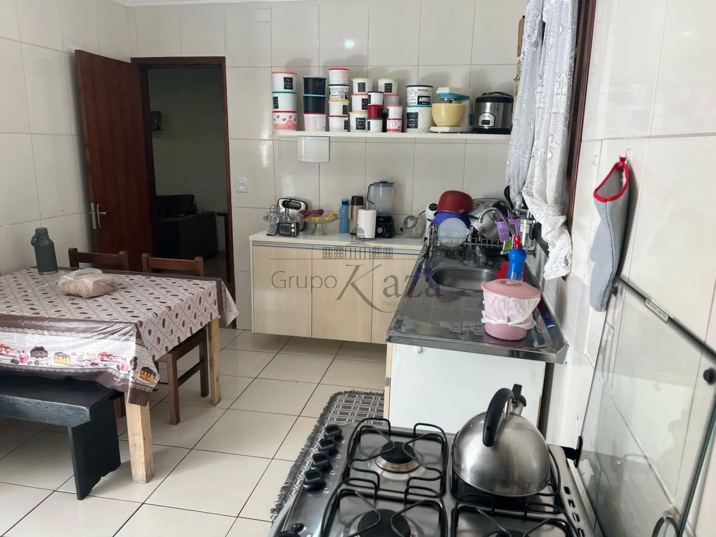 Foto 8 de Casa Térrea em Conjunto Residencial Trinta e Um de Março, São José dos Campos - imagem 8