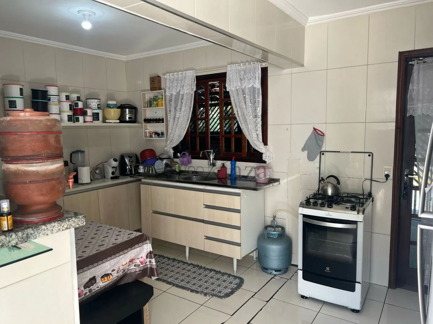 Foto 7 de Casa Térrea em Conjunto Residencial Trinta e Um de Março, São José dos Campos - imagem 7