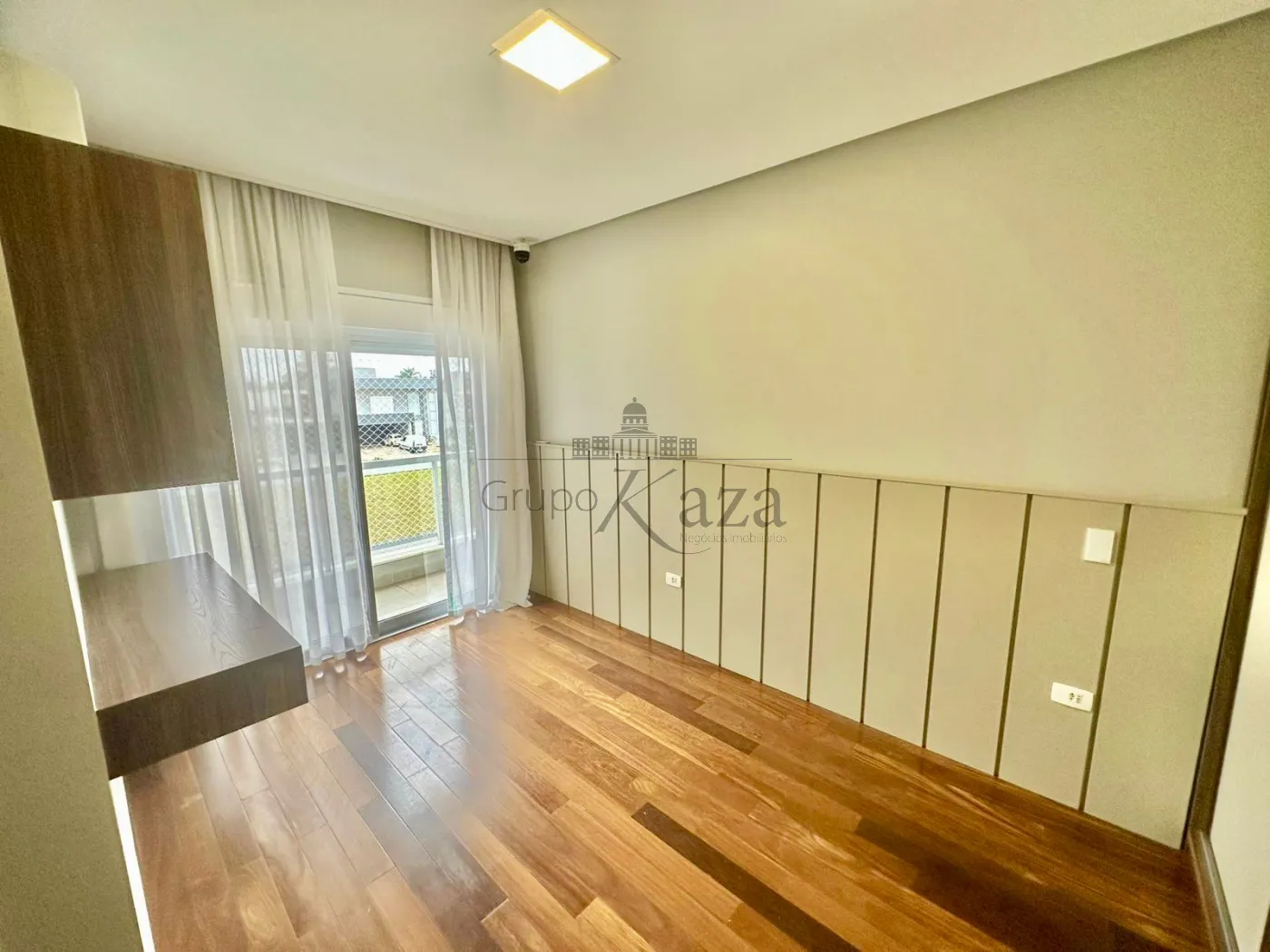 Foto 20 de Casa Condomínio em Jardim do Golfe, São José dos Campos - imagem 20