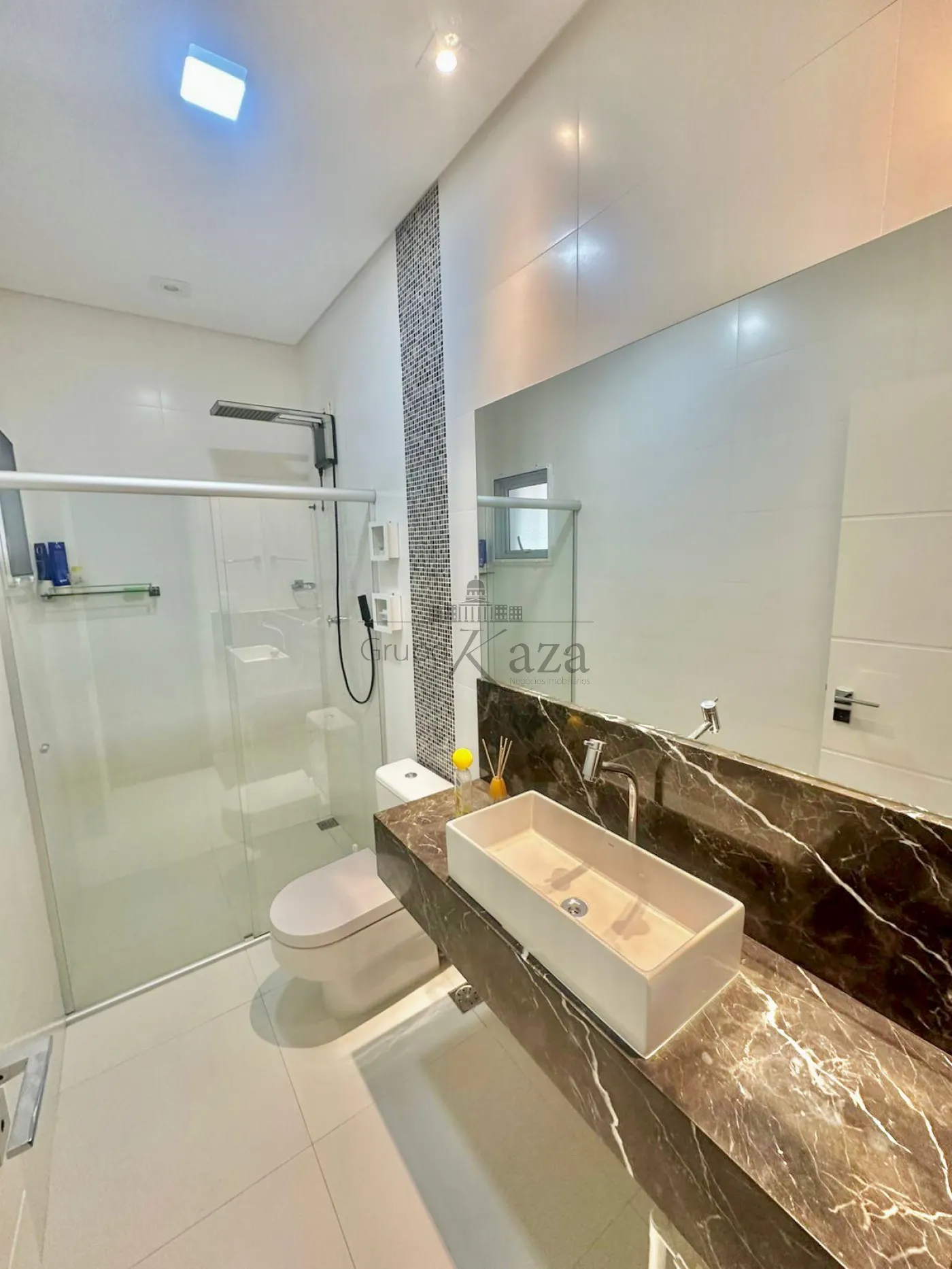 Foto 24 de Casa Condomínio em Jardim do Golfe, São José dos Campos - imagem 24