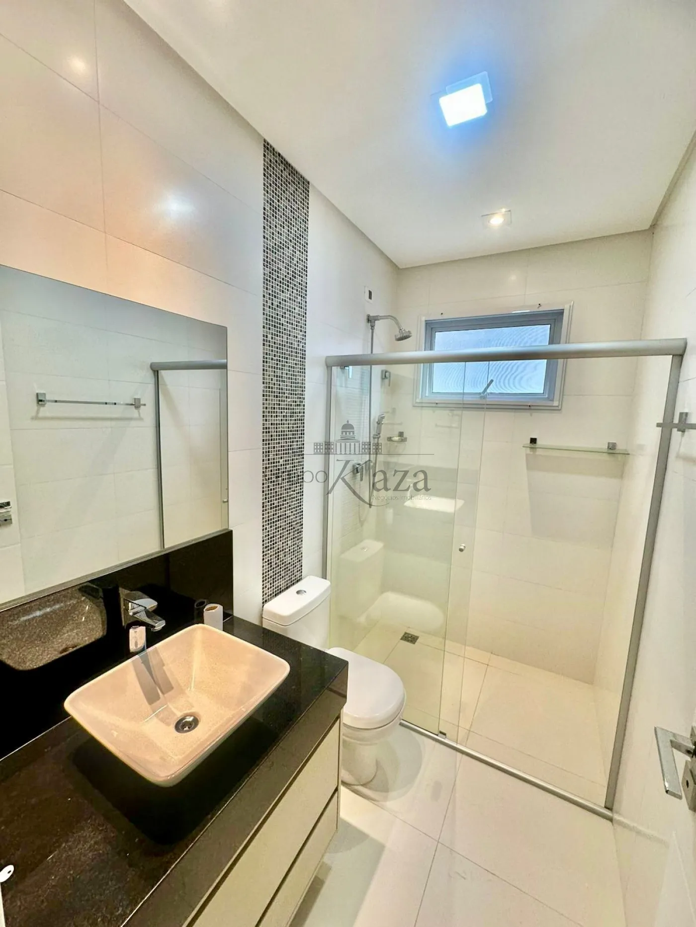 Foto 25 de Casa Condomínio em Jardim do Golfe, São José dos Campos - imagem 25