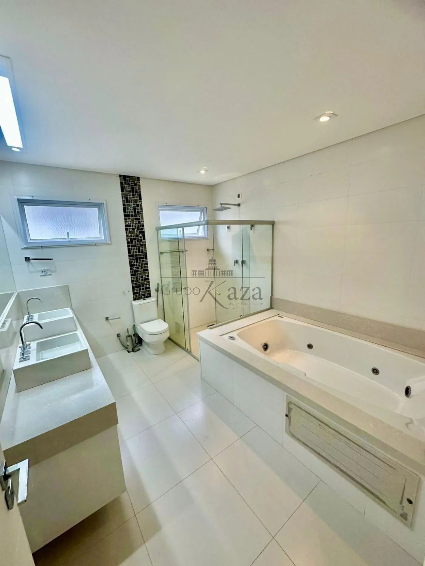 Foto 28 de Casa Condomínio em Jardim do Golfe, São José dos Campos - imagem 28