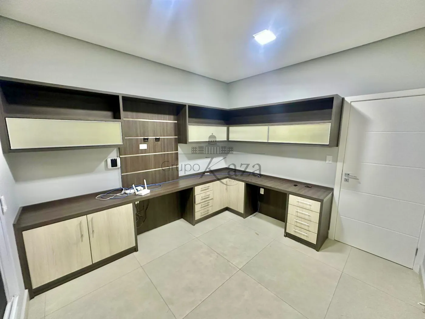 Foto 30 de Casa Condomínio em Jardim do Golfe, São José dos Campos - imagem 30