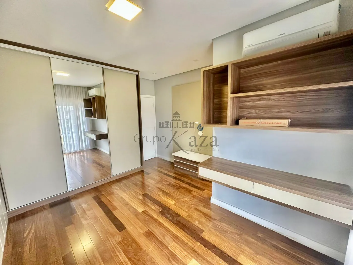 Foto 40 de Casa Condomínio em Jardim do Golfe, São José dos Campos - imagem 40