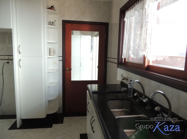 Foto 6 de Casa Condomínio em Jardim das Colinas, São José dos Campos - imagem 6