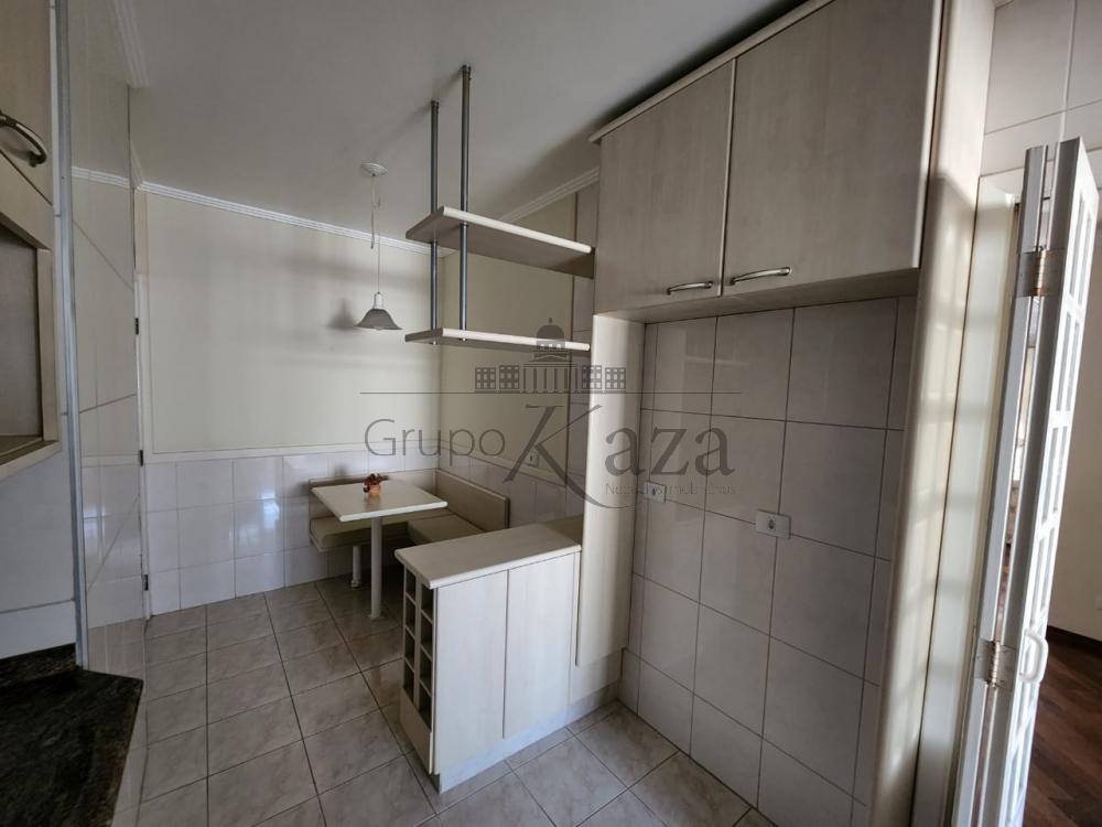 Foto 11 de Apartamento Padrão em Vila Adyana, São José dos Campos - imagem 11