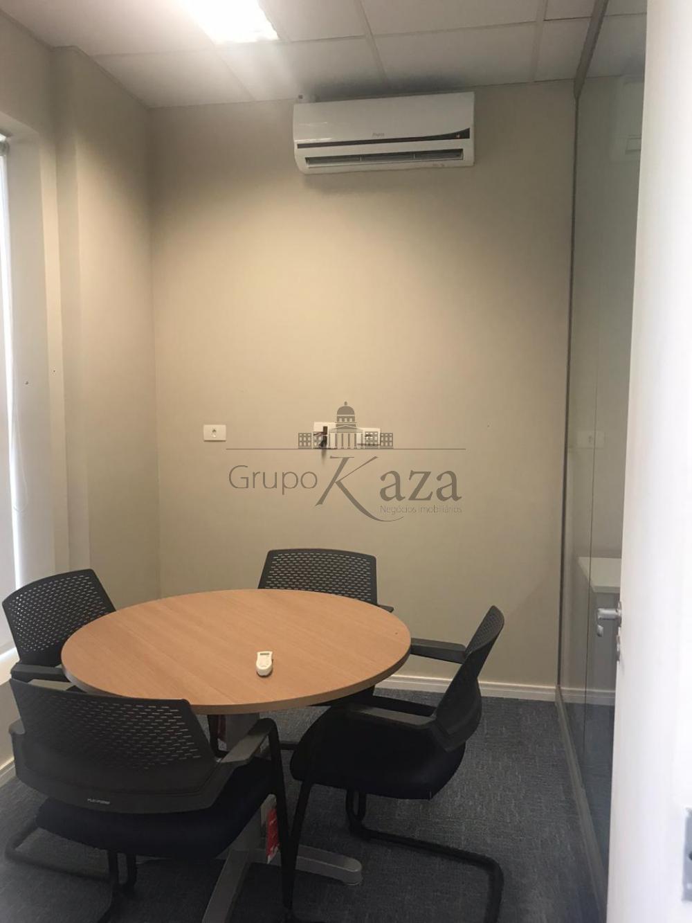 Foto 4 de Comercial Sala Condomínio em Jardim Aquarius, São José dos Campos - imagem 4
