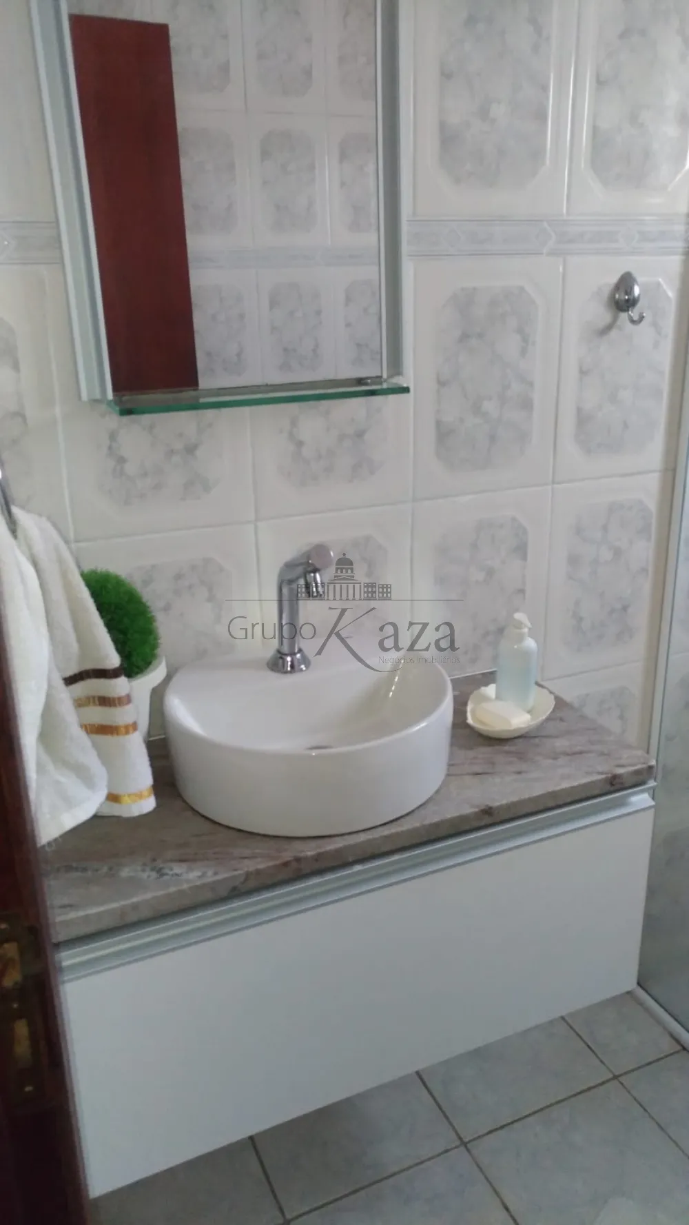 Foto 13 de Casa Térrea em Parque Santo Antônio, Jacareí - imagem 13