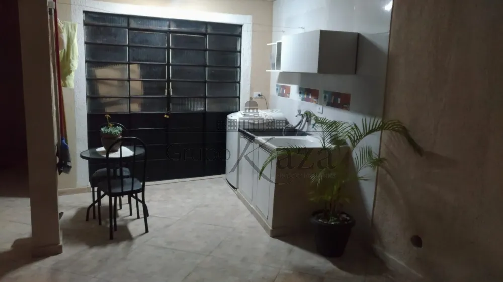 Foto 18 de Casa Térrea em Parque Santo Antônio, Jacareí - imagem 18
