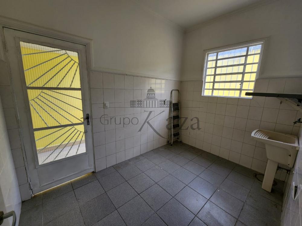 Foto 4 de Casa Sobrado em Jardim Valparaíba, São José dos Campos - imagem 4