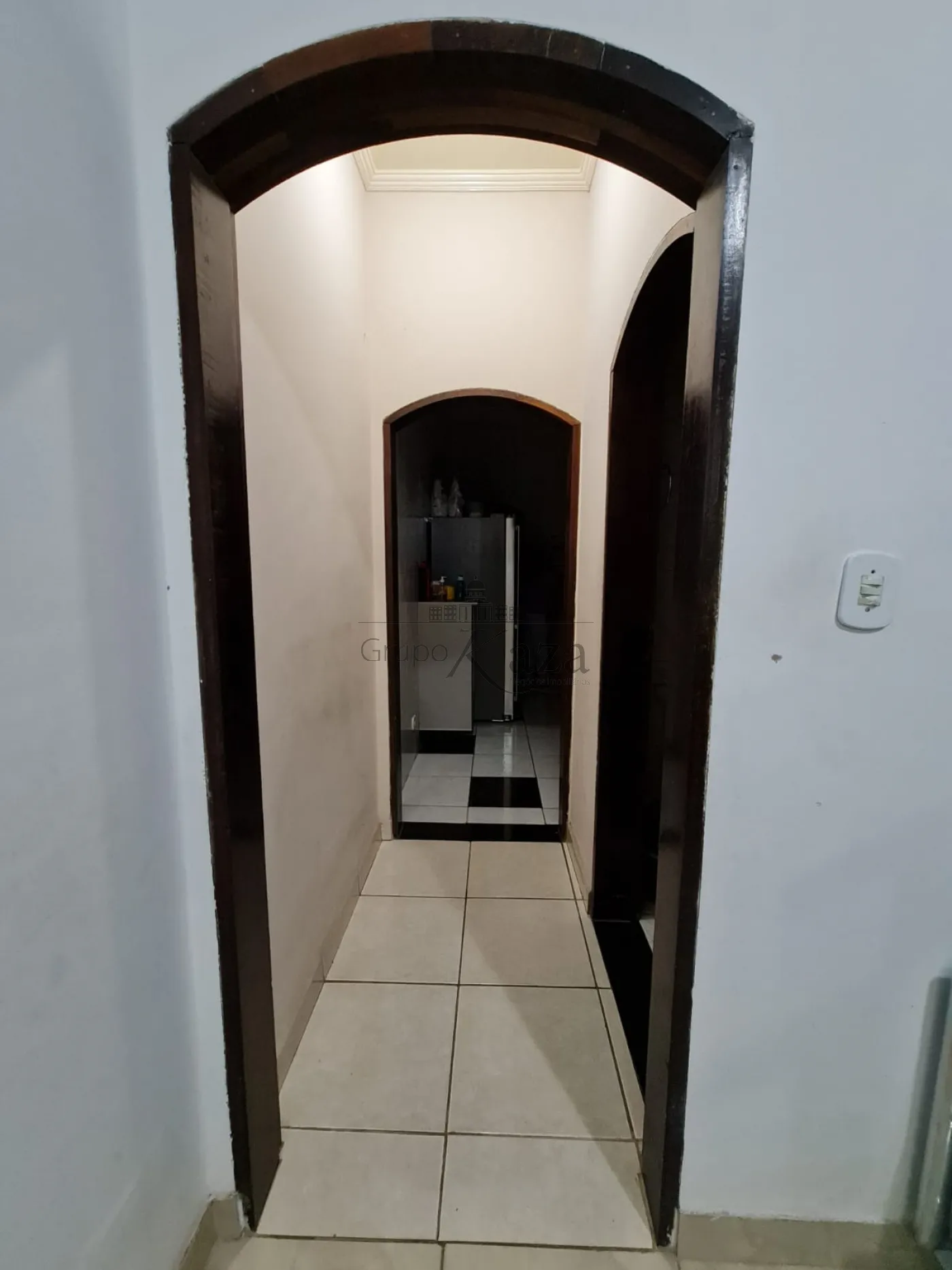 Foto 3 de Casa Sobrado em Parque dos Ipês, São José dos Campos - imagem 3