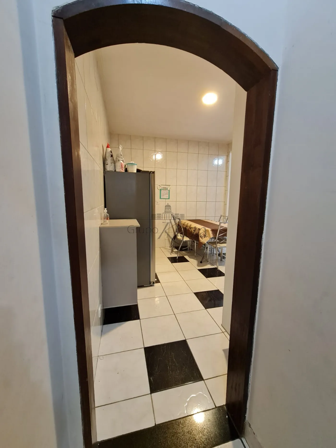 Foto 4 de Casa Sobrado em Parque dos Ipês, São José dos Campos - imagem 4
