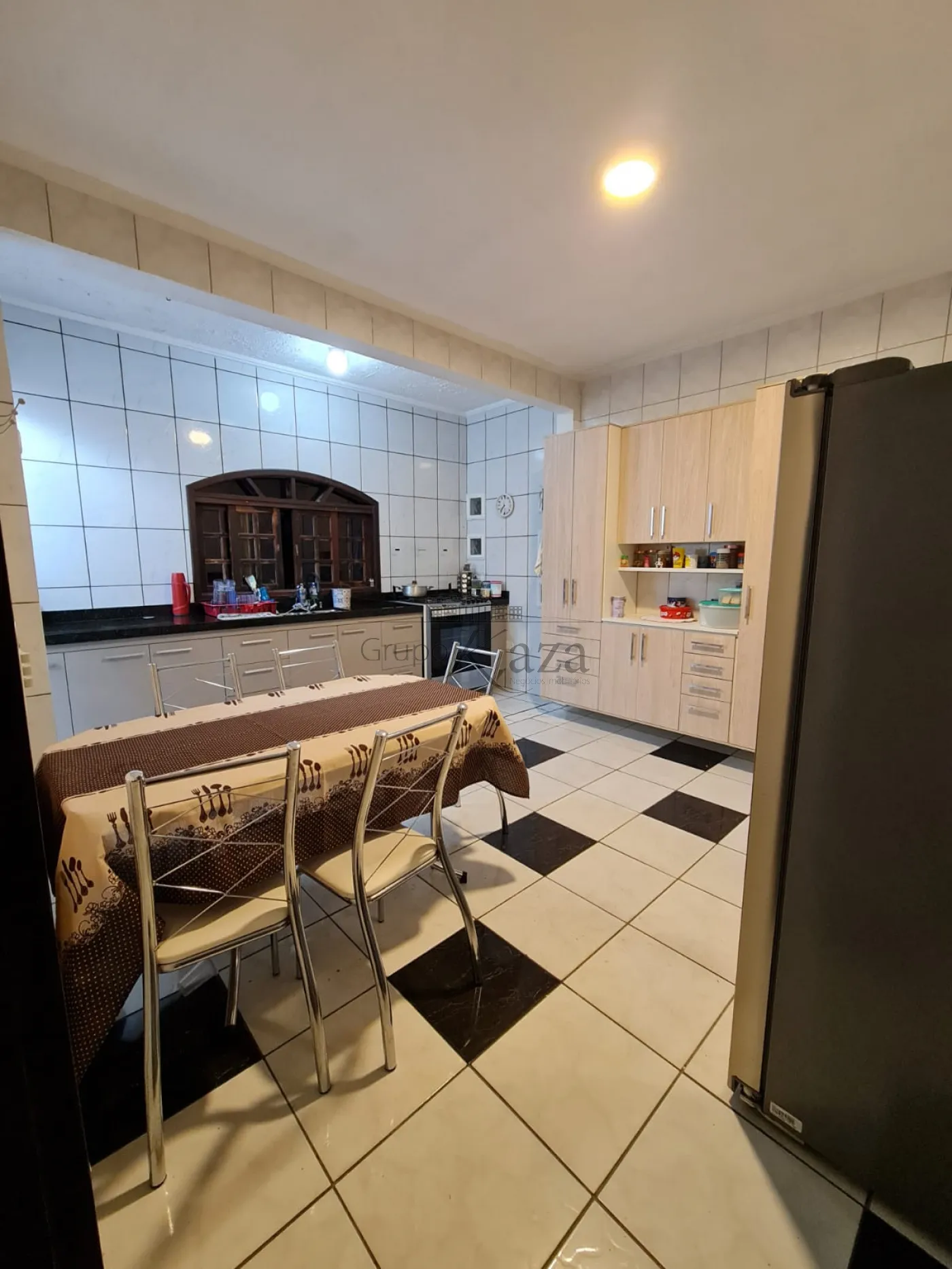 Foto 5 de Casa Sobrado em Parque dos Ipês, São José dos Campos - imagem 5