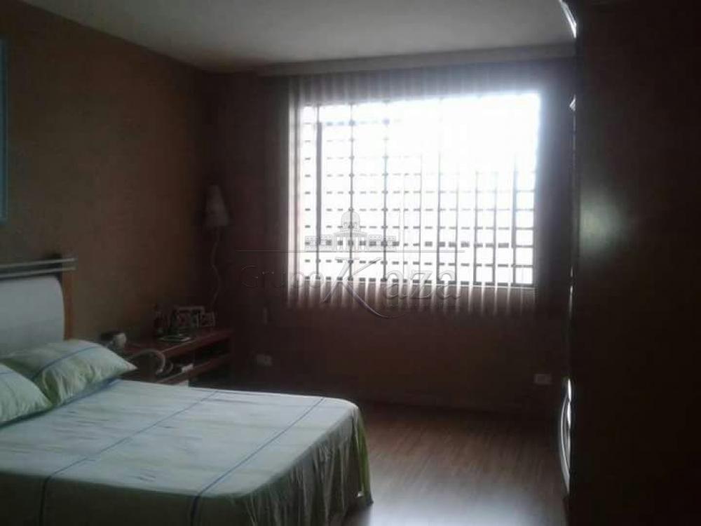 Foto 14 de Casa Sobrado em Parque Interlagos, São José dos Campos - imagem 14
