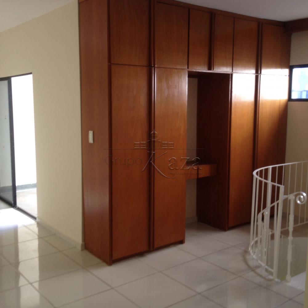 Armários Cobertura