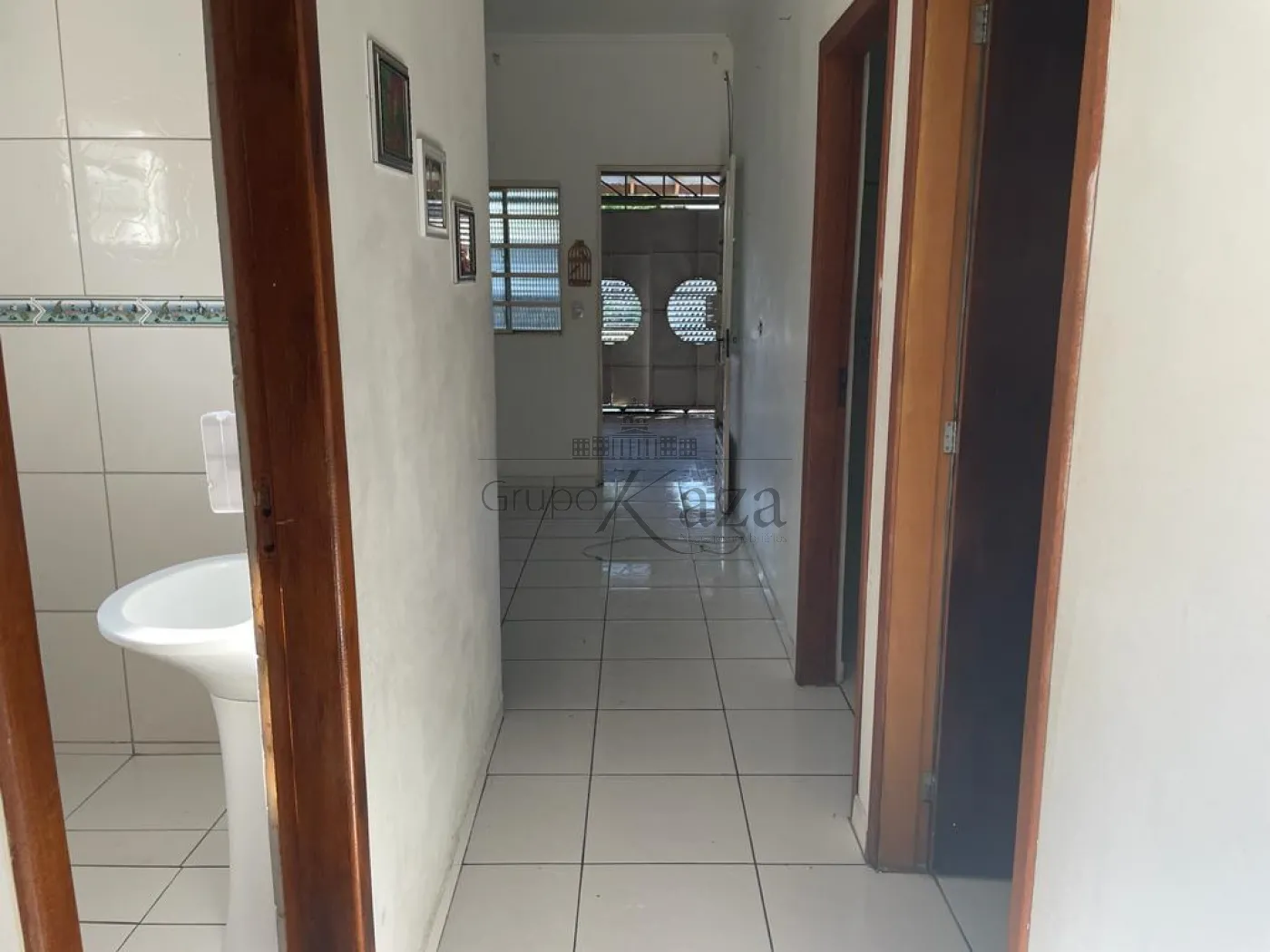 Foto 4 de Casa Padrão em Campo dos Alemães, São José dos Campos - imagem 4