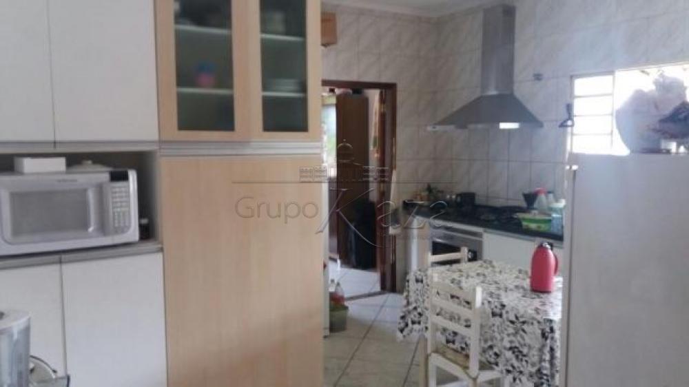 Foto 2 de Casa Padrão em Jardim Uirá, São José dos Campos - imagem 2