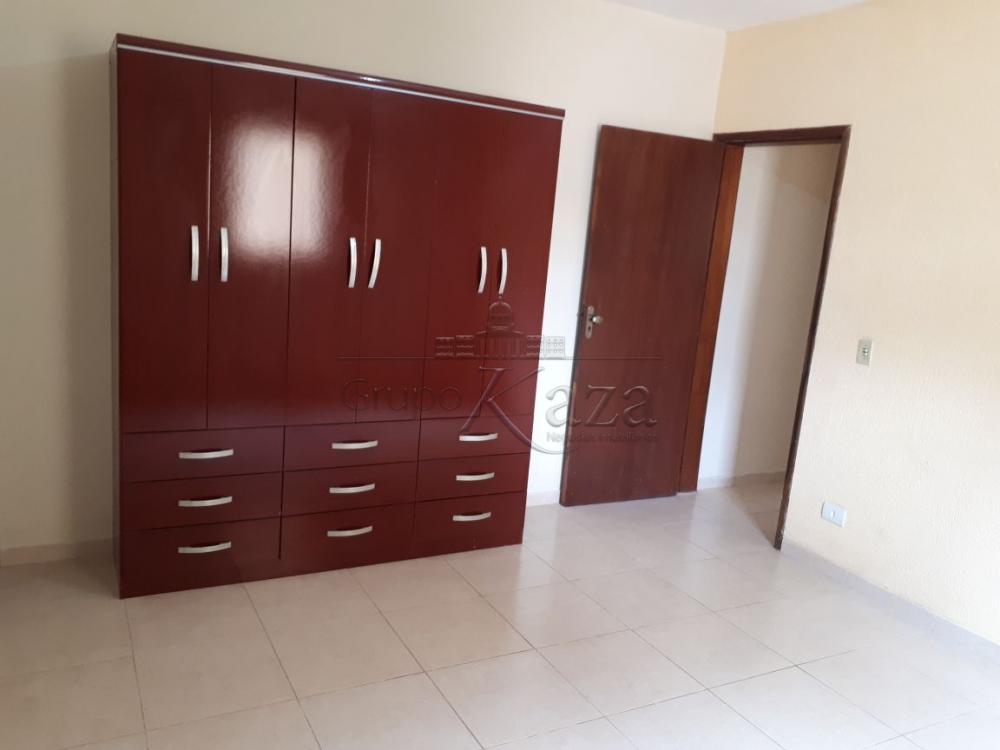 Foto 8 de Casa Padrão em Jardim Portugal, São José dos Campos - imagem 8