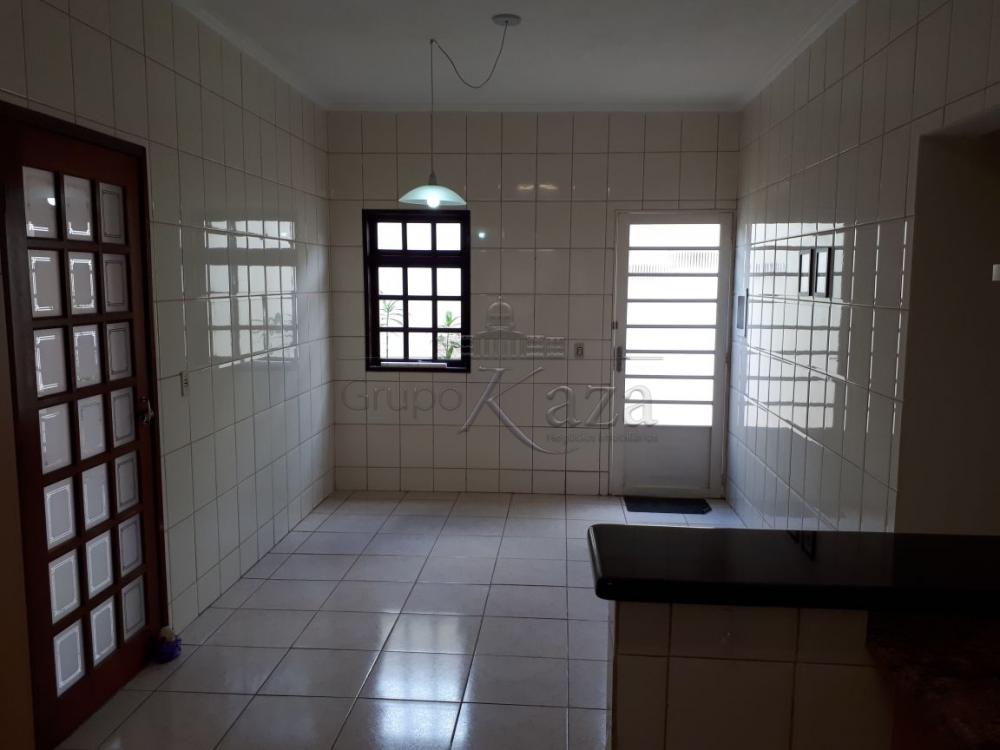 Foto 5 de Casa Padrão em Jardim Portugal, São José dos Campos - imagem 5