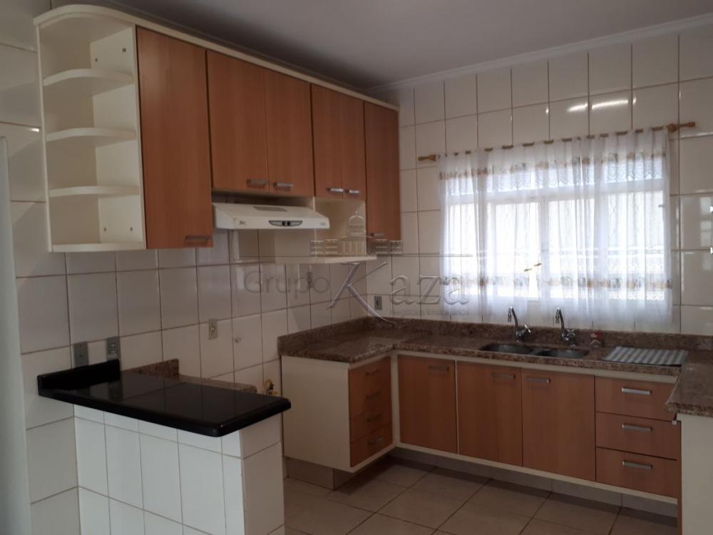 Foto 4 de Casa Padrão em Jardim Portugal, São José dos Campos - imagem 4