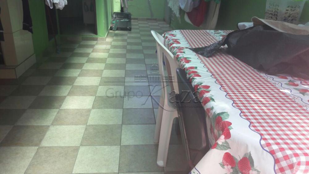 Foto 10 de Casa Padrão em Jardim Altos de Santana, São José dos Campos - imagem 10