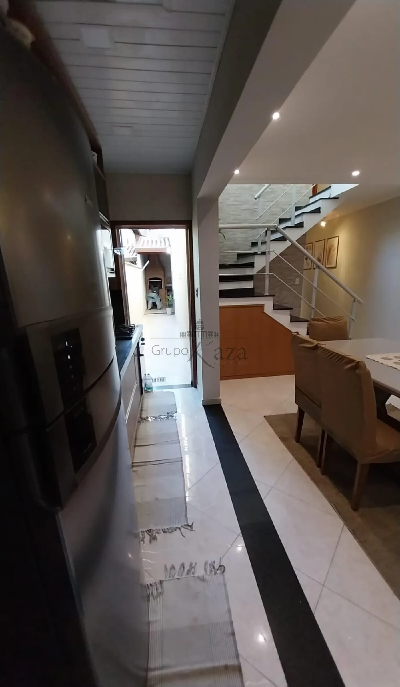 Foto 6 de Casa Sobrado em Residencial União, São José dos Campos - imagem 6