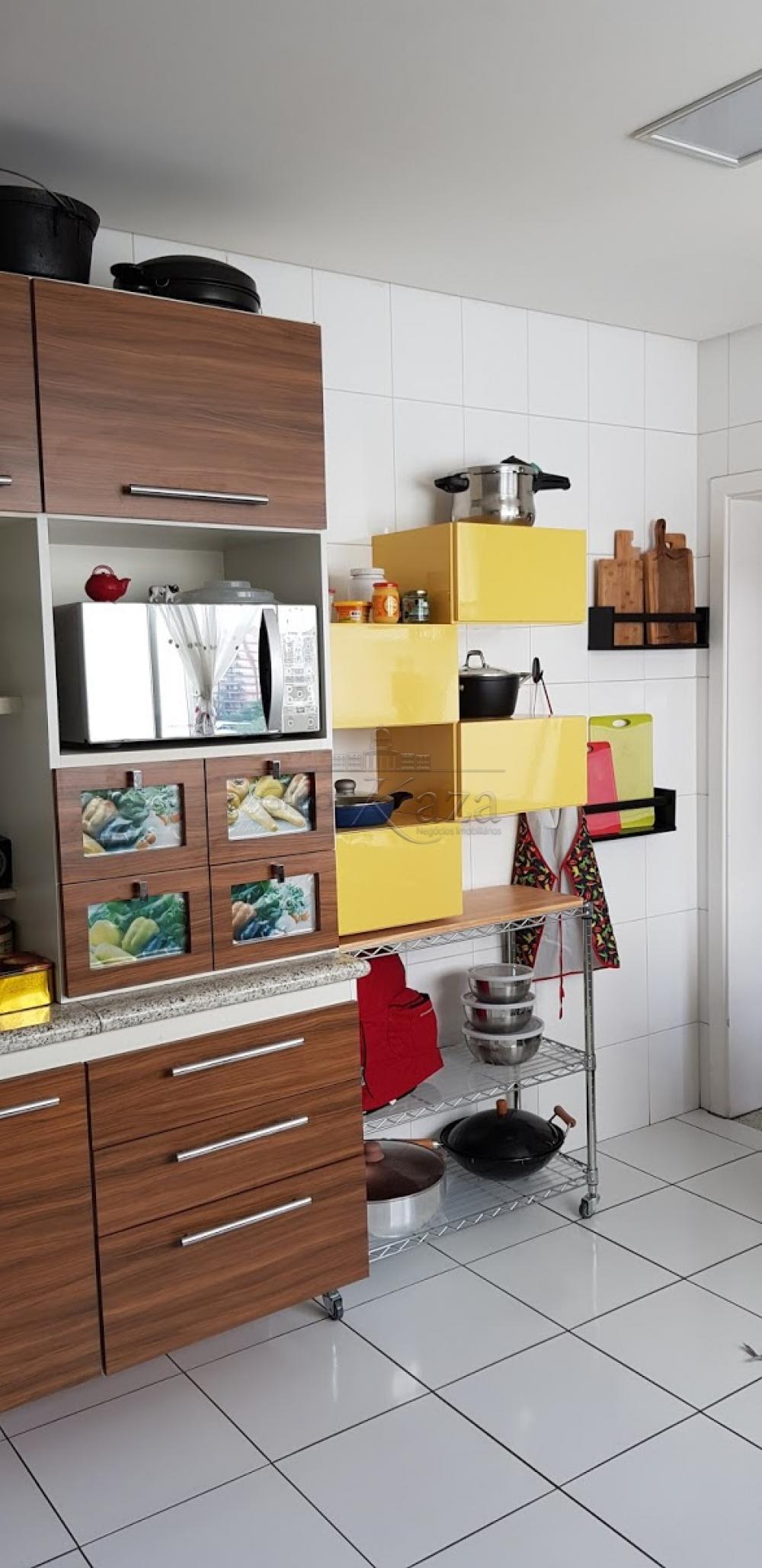 Foto 8 de Apartamento Padrão em Vila Adyana, São José dos Campos - imagem 8