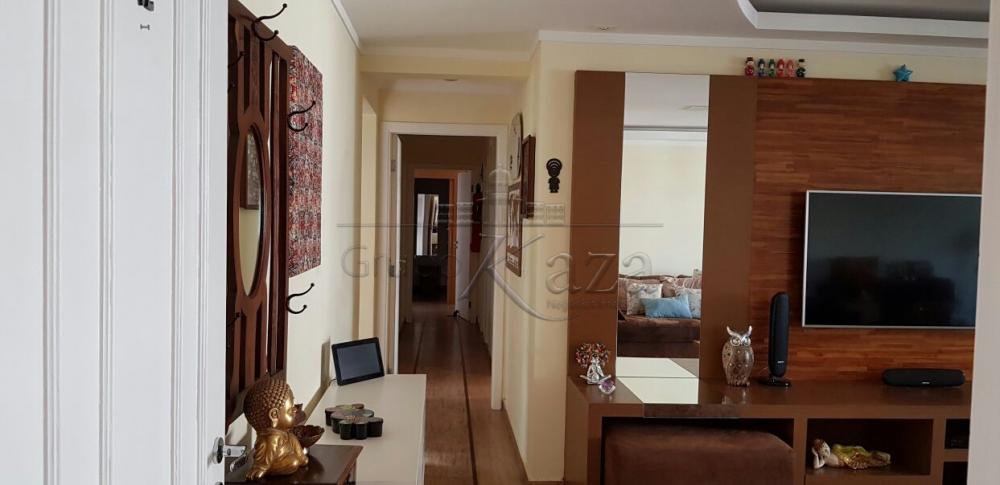 Foto 3 de Apartamento Padrão em Vila Adyana, São José dos Campos - imagem 3