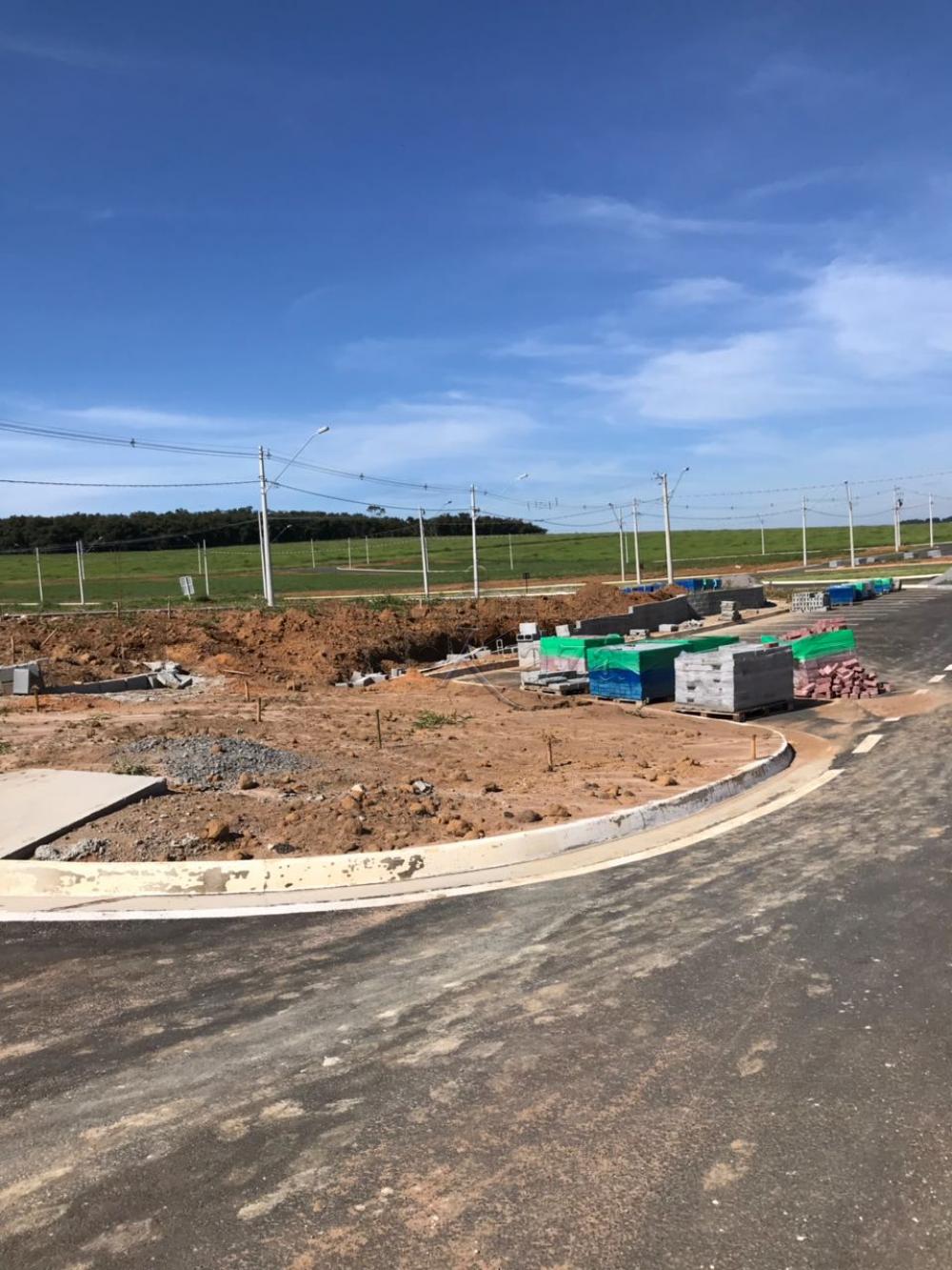 Foto 9 de Industrial Terreno em Jardim Santa Júlia, São José dos Campos - imagem 9