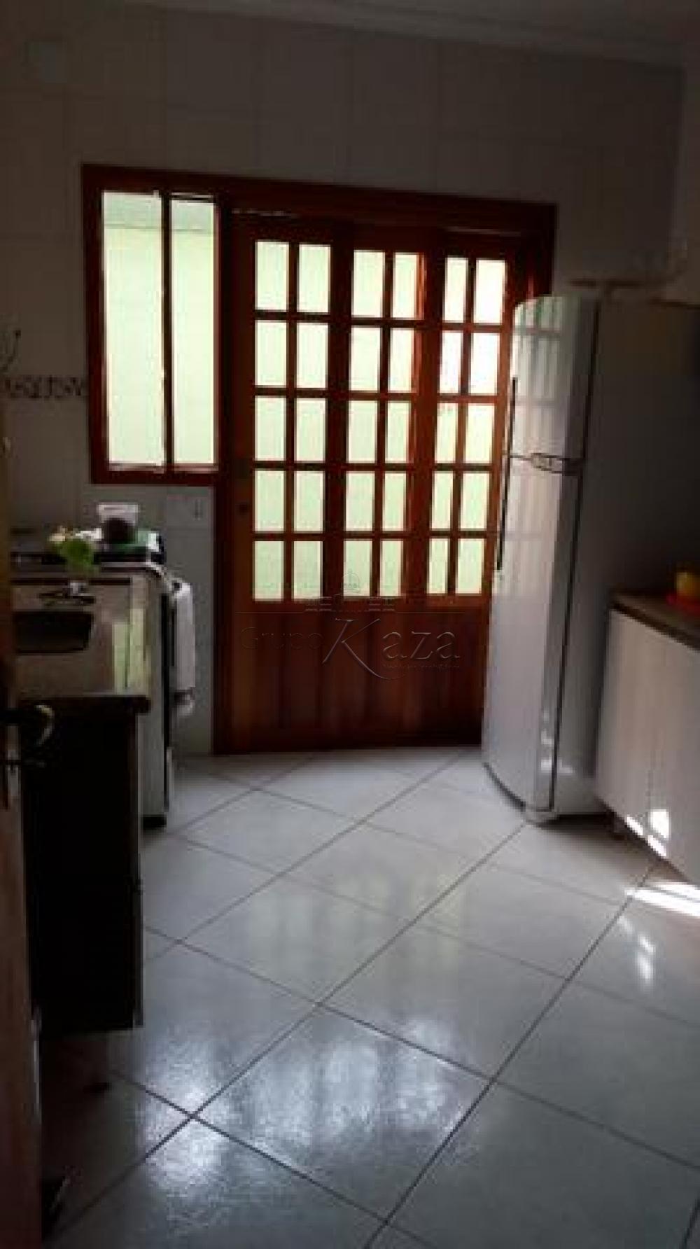 Foto 4 de Casa Padrão em Cidade Morumbi, São José dos Campos - imagem 4