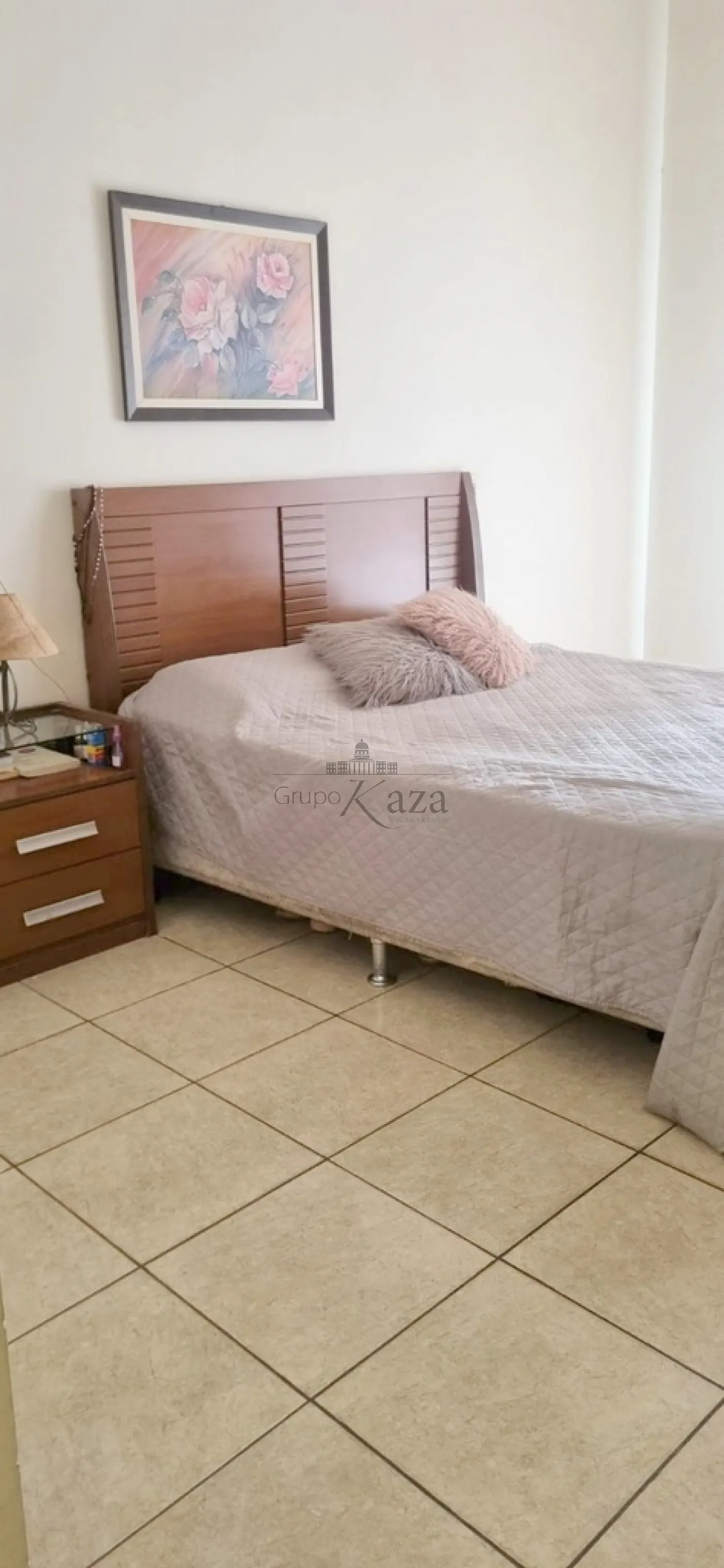 Foto 3 de Casa Sobrado em Jardim Ismênia, São José dos Campos - imagem 3