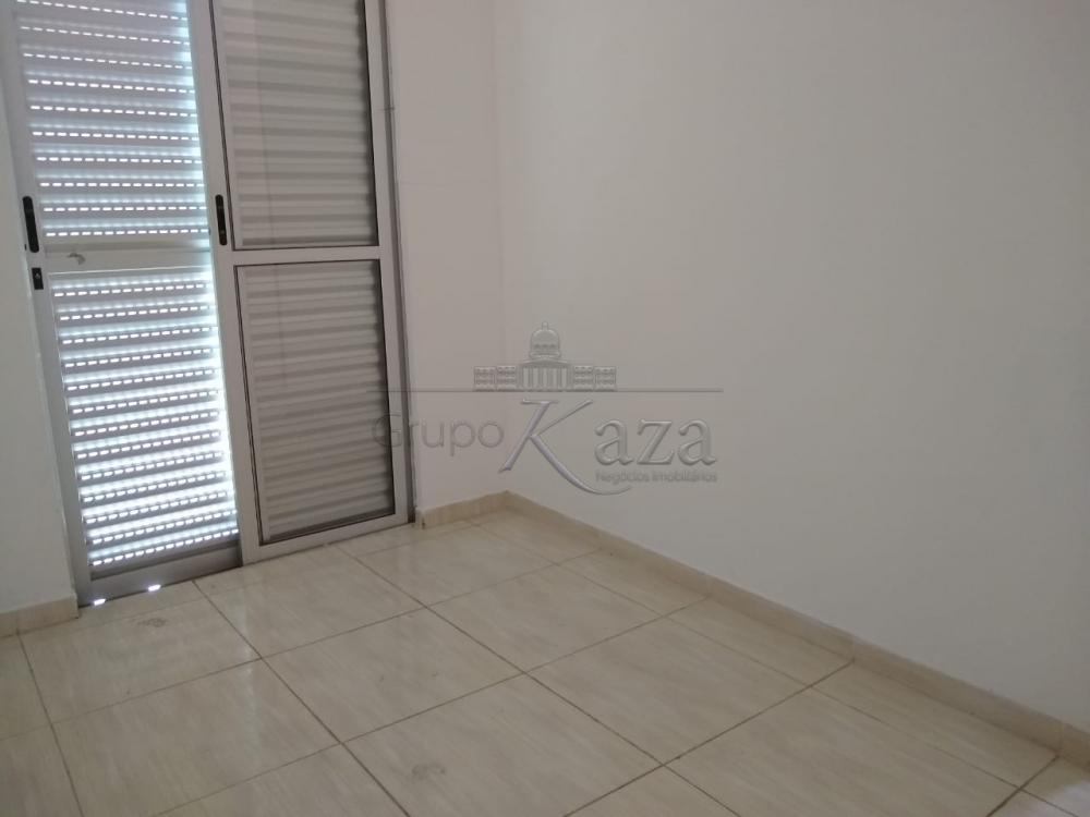 Foto 4 de Casa Sobrado em Jardim da Granja, São José dos Campos - imagem 4