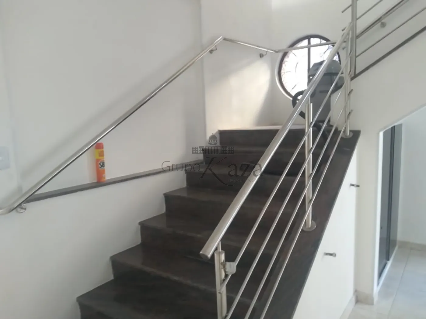 Foto 2 de Casa Padrão em Jardim Apolo I, São José dos Campos - imagem 2