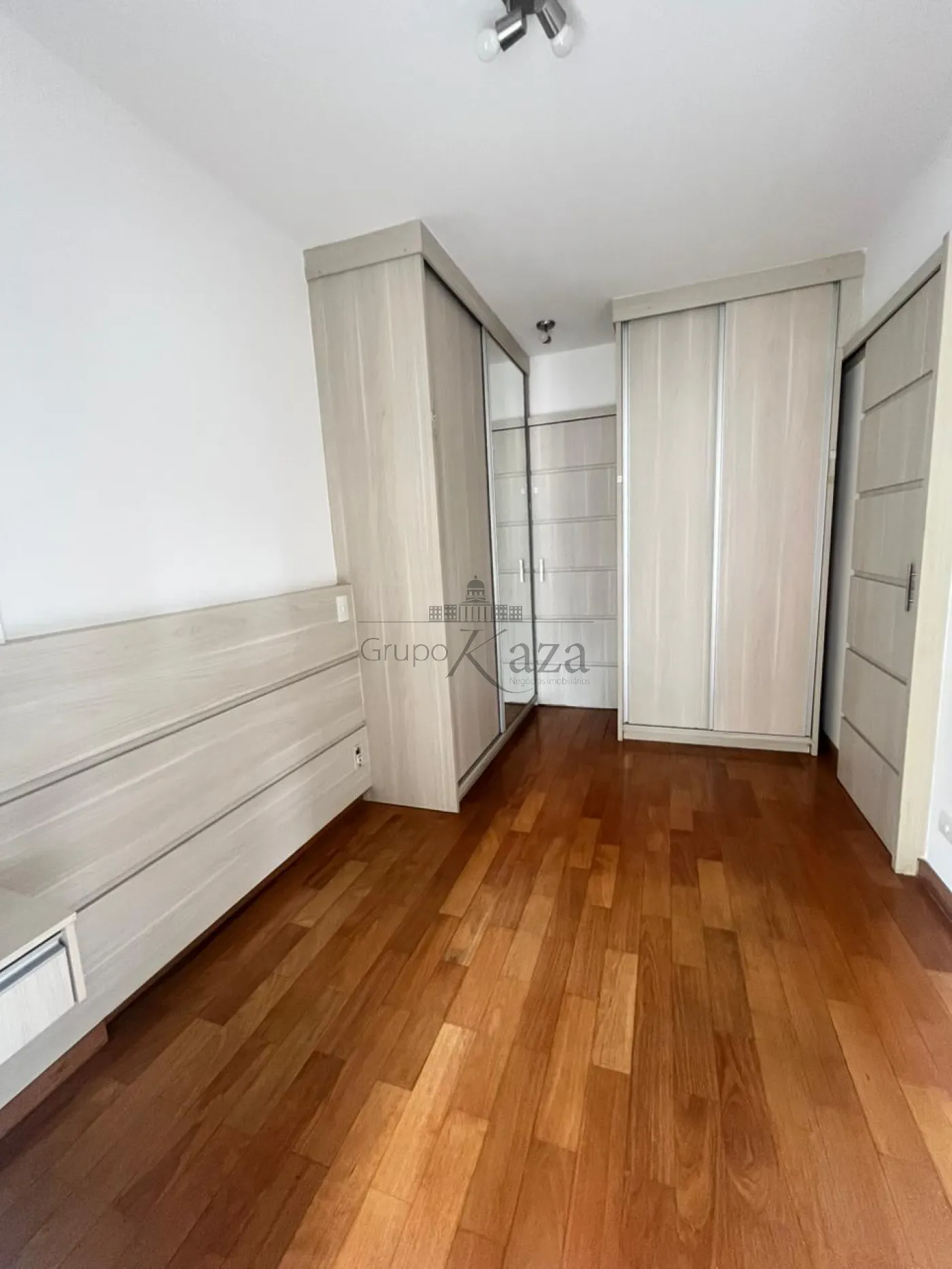 Foto 8 de Apartamento Padrão em Vila Adyana, São José dos Campos - imagem 8
