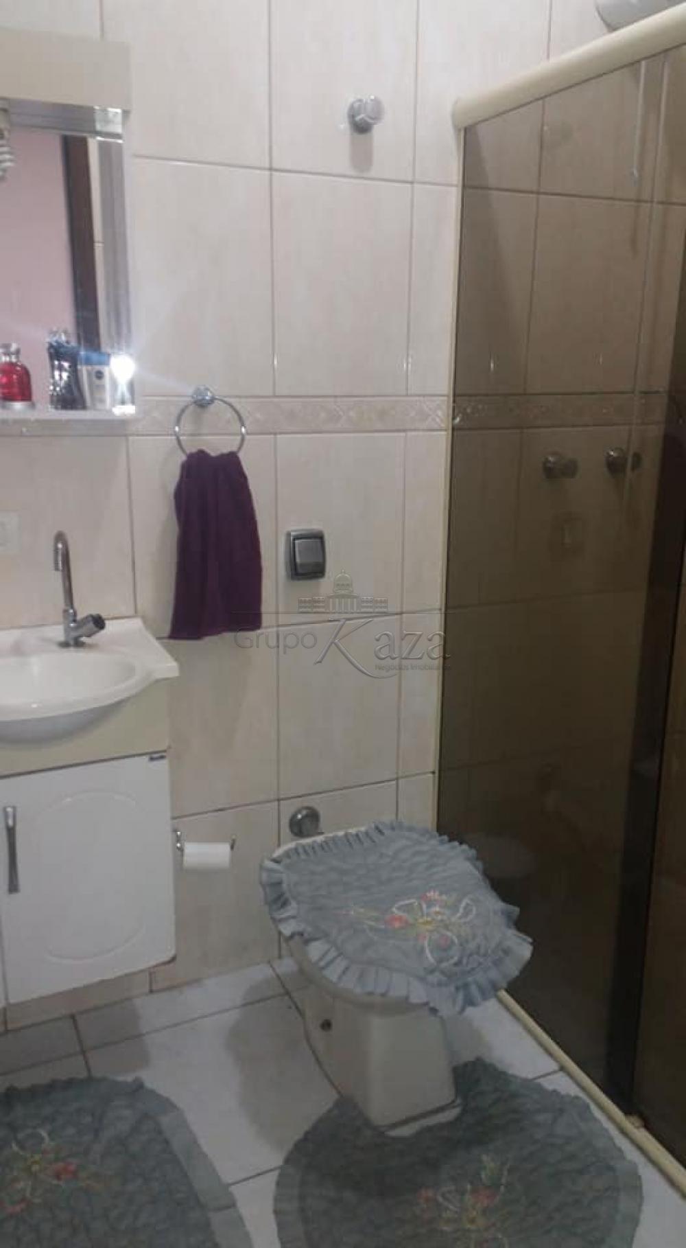 Foto 11 de Casa Térrea em Parque Santo Antônio, Jacareí - imagem 11
