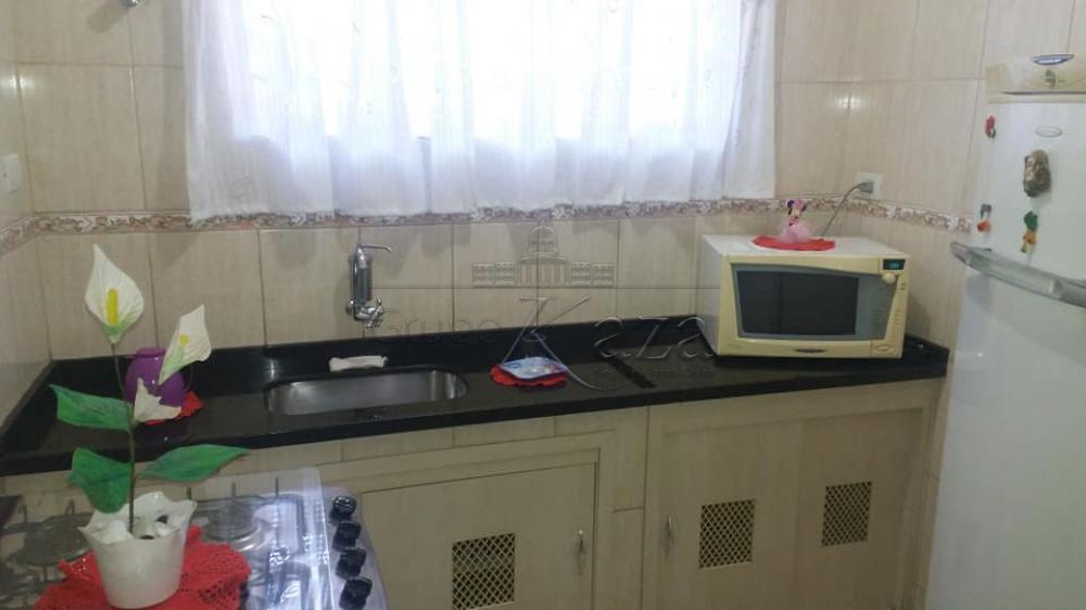 Foto 8 de Casa Térrea em Parque Santo Antônio, Jacareí - imagem 8
