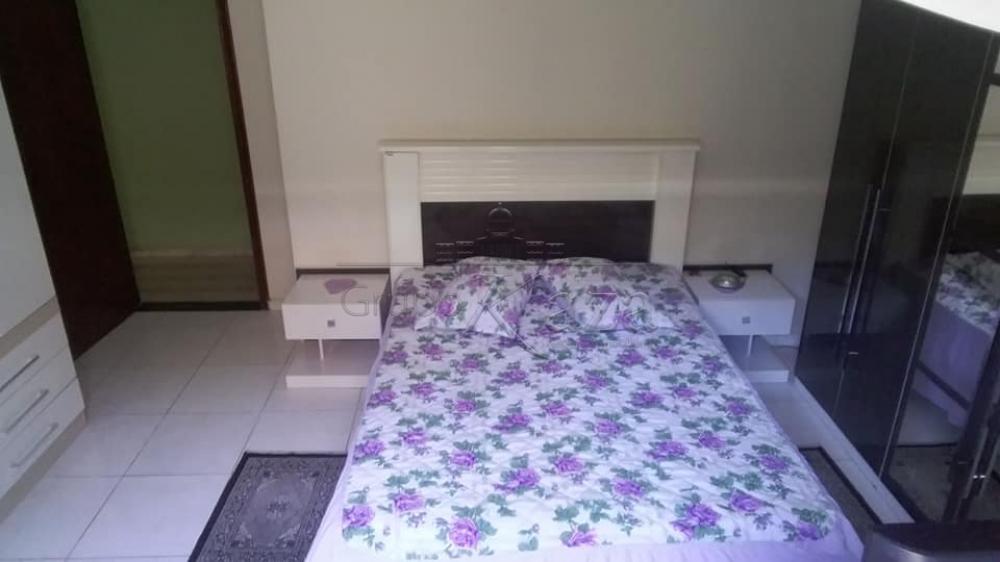 Foto 13 de Casa Térrea em Parque Santo Antônio, Jacareí - imagem 13