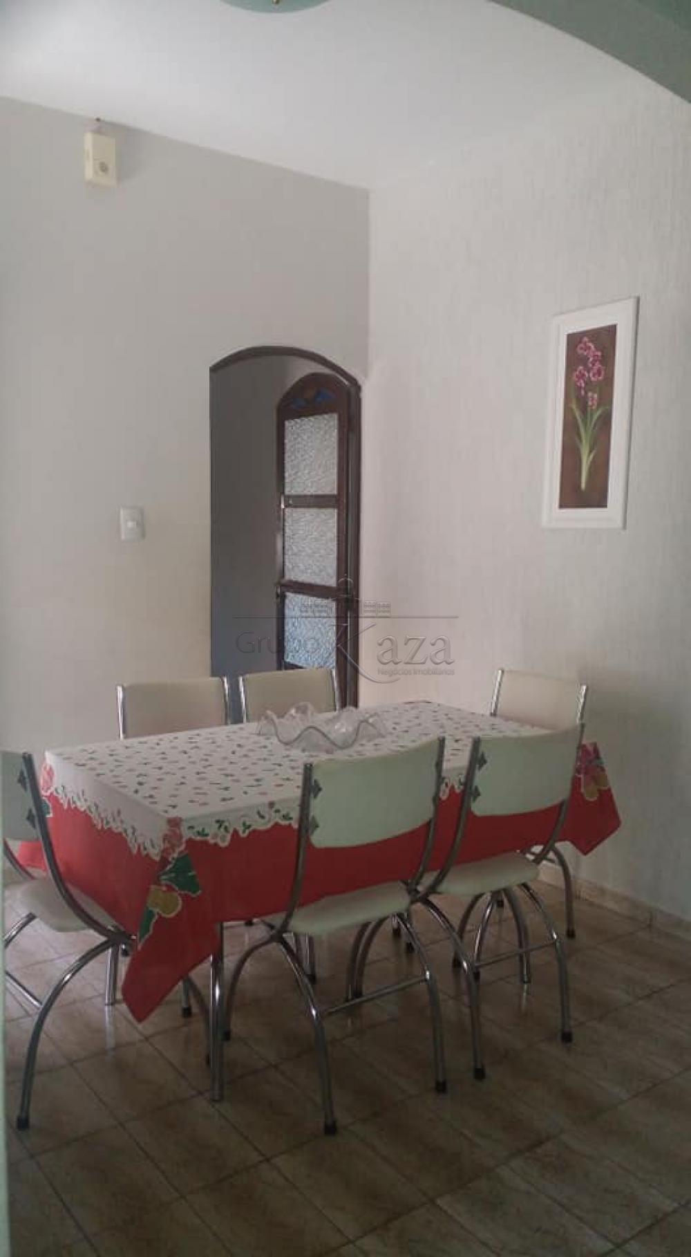 Foto 2 de Casa Térrea em Parque Santo Antônio, Jacareí - imagem 2