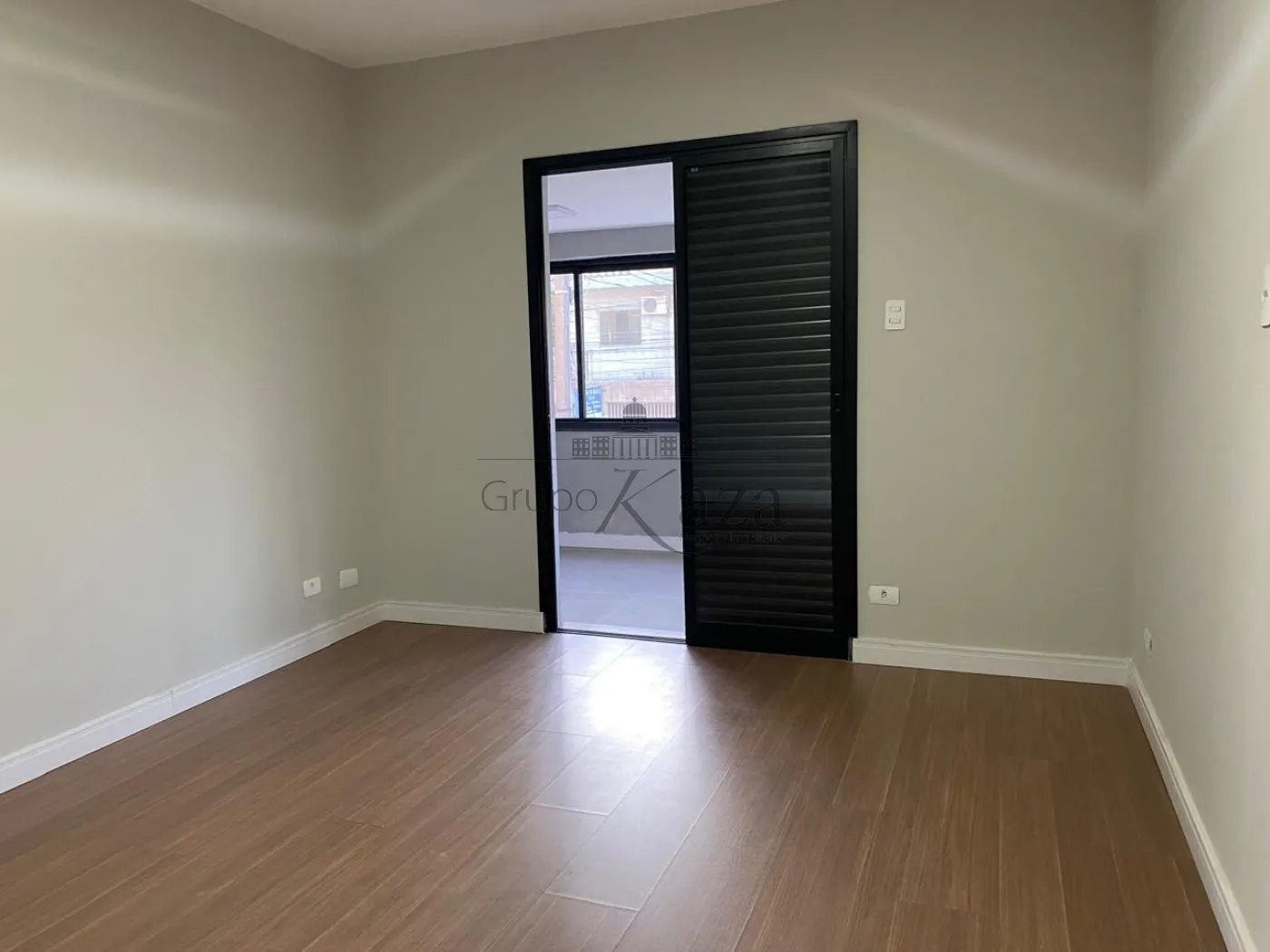 Foto 10 de Casa Padrão em Parque Industrial, São José dos Campos - imagem 10