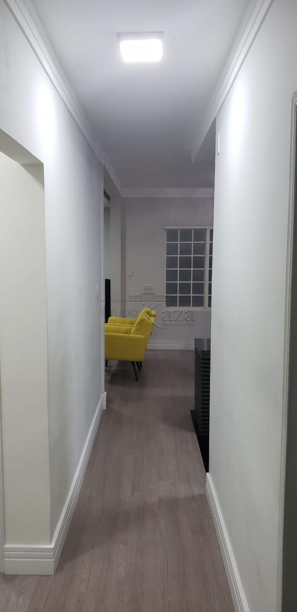 Foto 7 de Casa Padrão em Conjunto Residencial Trinta e Um de Março, São José dos Campos - imagem 7