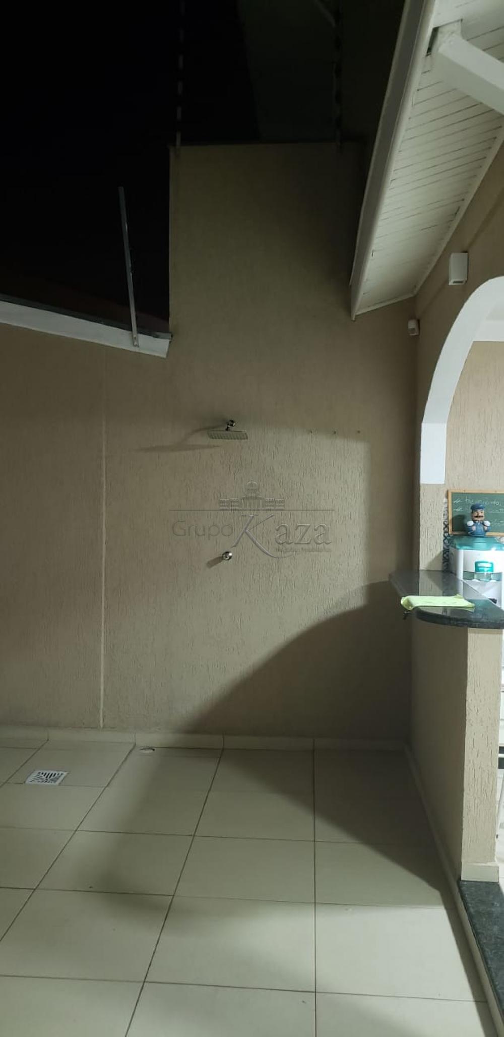 Foto 17 de Casa Padrão em Conjunto Residencial Trinta e Um de Março, São José dos Campos - imagem 17