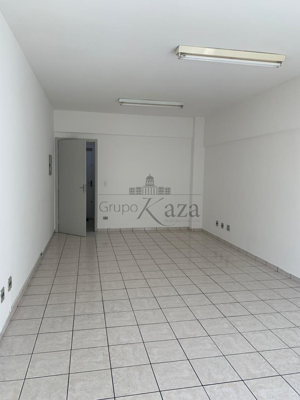 Foto 4 de Comercial Sala Condomínio em Vila Guaianazes, São José dos Campos - imagem 4