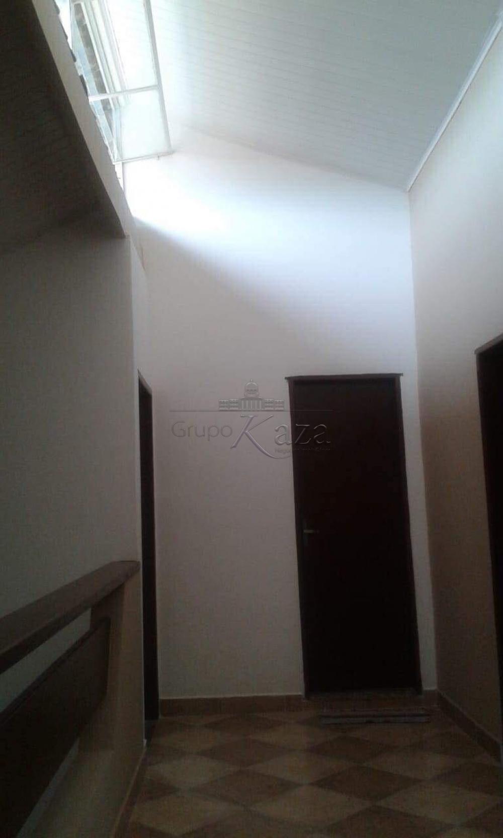 Foto 13 de Casa Sobrado em Jardim da Granja, São José dos Campos - imagem 13