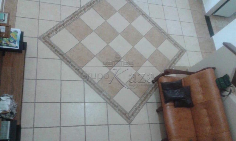 Foto 3 de Casa Sobrado em Jardim da Granja, São José dos Campos - imagem 3