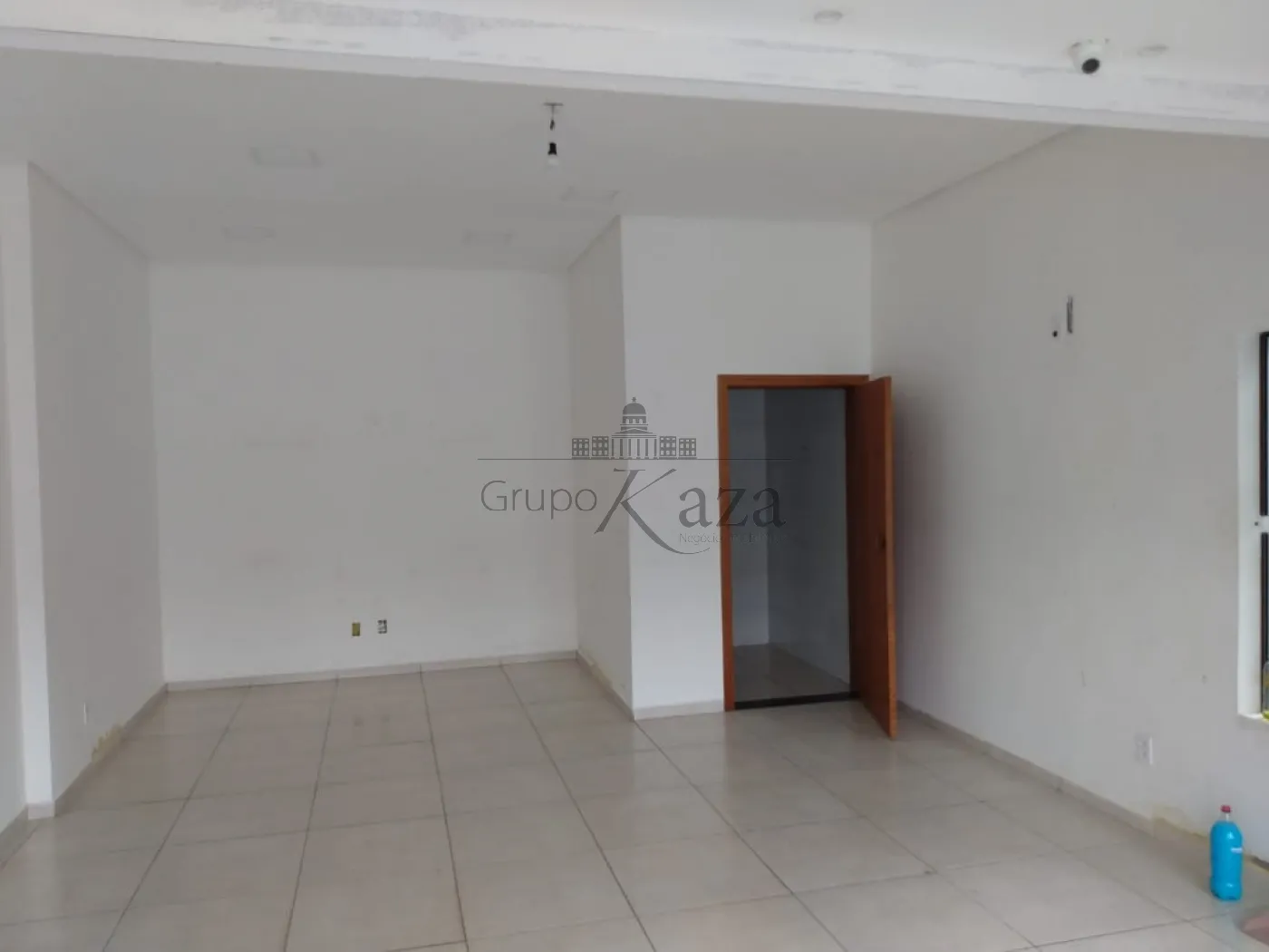 Foto 2 de Comercial Prédio em Bosque dos Ipês, São José dos Campos - imagem 2 Foto 2 de Comercial Prédio em Bosque dos Ipês, São José dos Campos - imagem 2