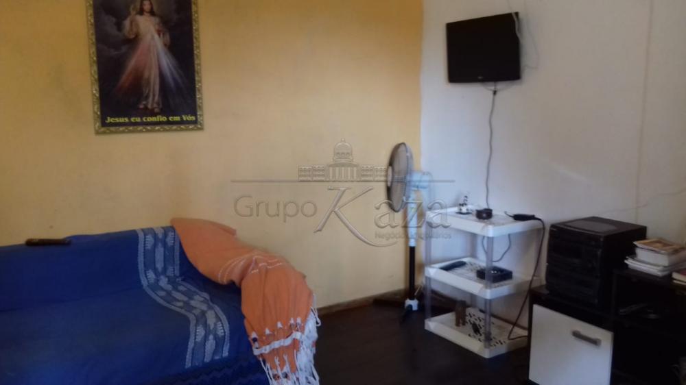 Foto 1 de Casa Padrão em Vila Iracema, São José dos Campos - imagem 1