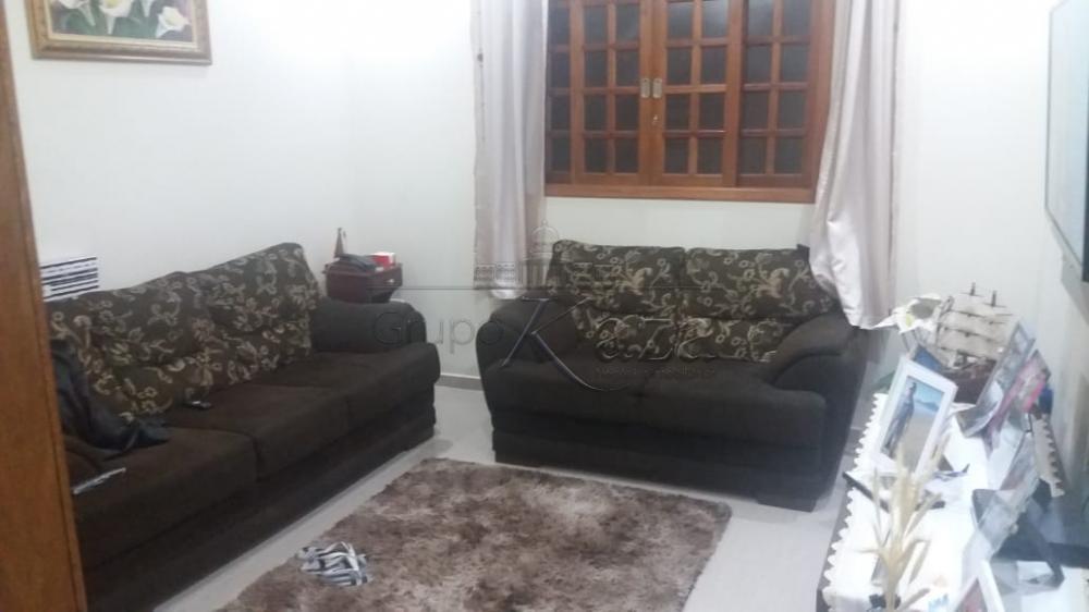 Foto 1 de Casa Padrão em Parque Interlagos, São José dos Campos - imagem 1